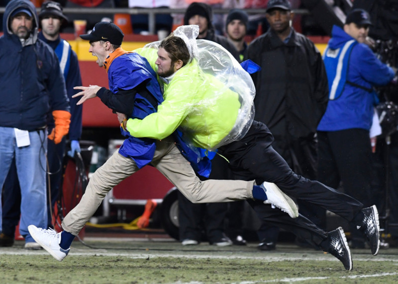 Denver Bronocs vs Kansas City Chiefs